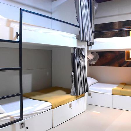 Hotel Prasad Nx Мумбай Екстериор снимка